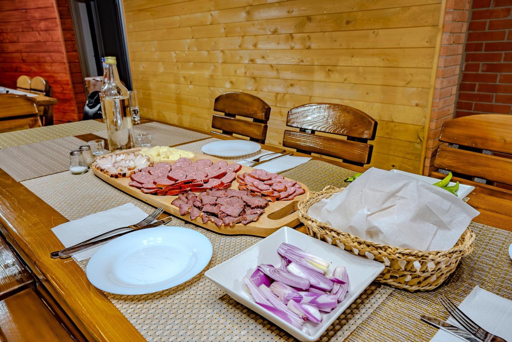 Bed and Breakfast Casa Izvorul Negru Мойсей Екстер'єр фото